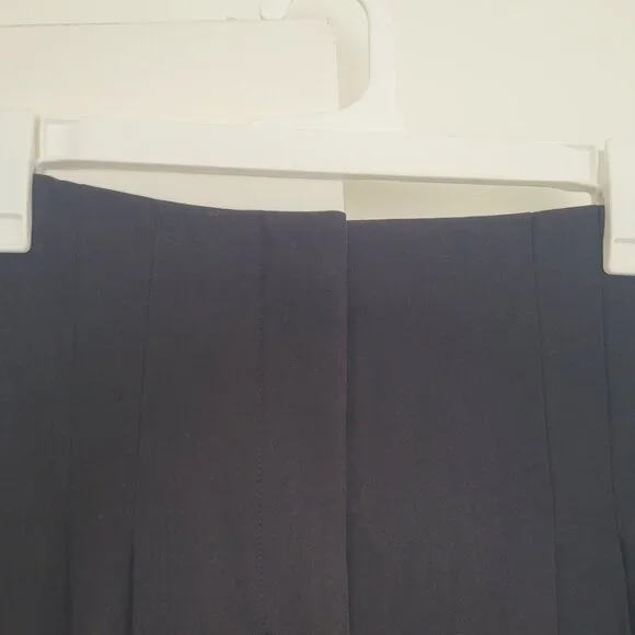 NWT Abercrombie & Fitch Black Pleated Trouser Pants Women's - Picture 2 of 8